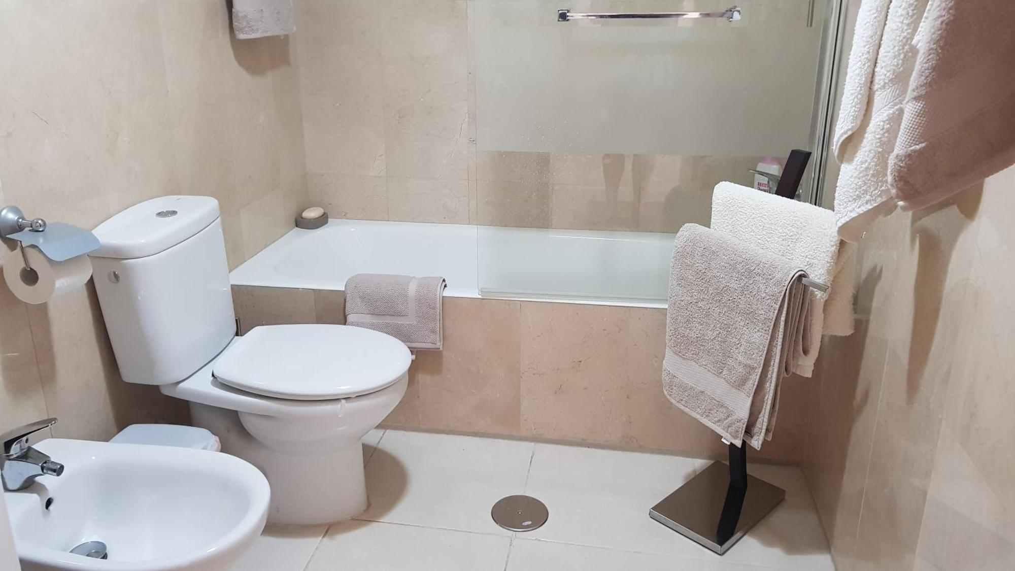 Spacious 3 Bedroom 2 Bathroom Apartment - Puerto Marina Complex Los Alcázares Exteriör bild