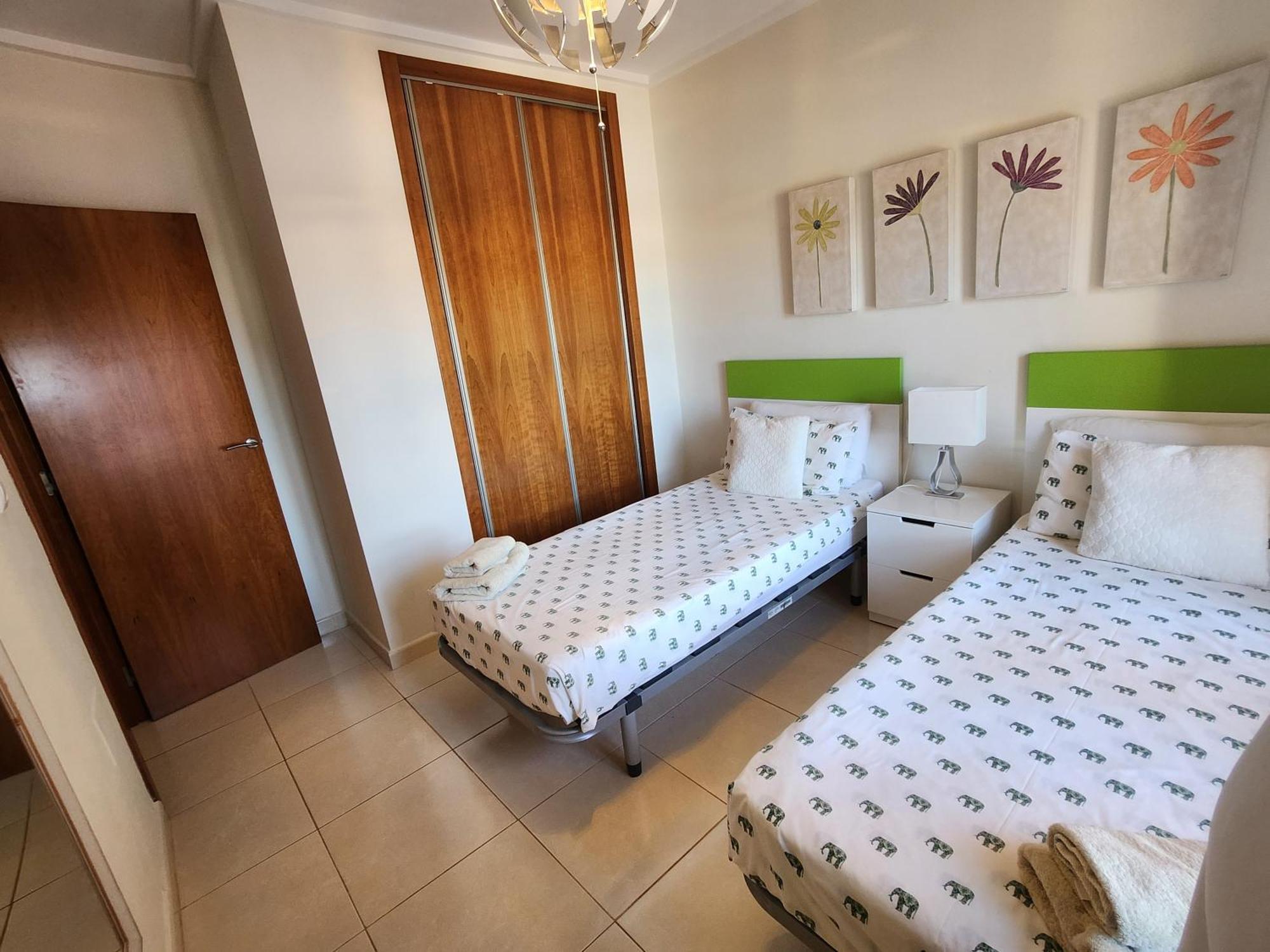 Spacious 3 Bedroom 2 Bathroom Apartment - Puerto Marina Complex Los Alcázares Exteriör bild